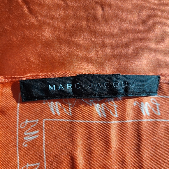 Marc Jacobs scarf - Picture 2 of 9
